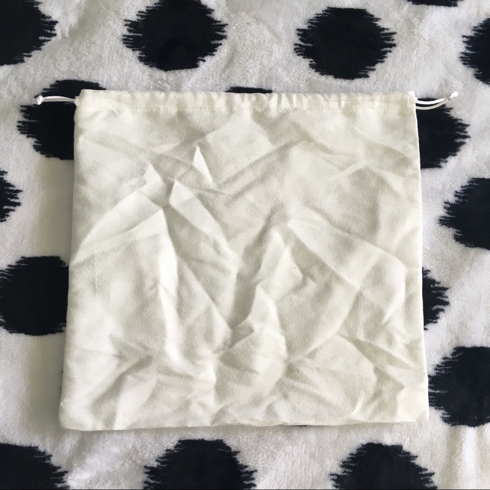 Kylie Cosmetics Drawstring Dust Bag - Picture 2 of 2